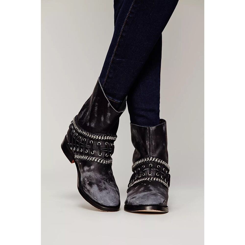 Free People Wanderlove Ankle Boots Bootie Womens sz 6.5 EU 37 Distressed Leather